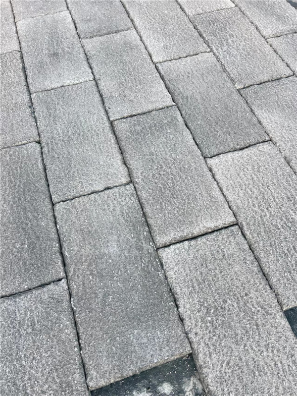 仿古老石板地铺效果